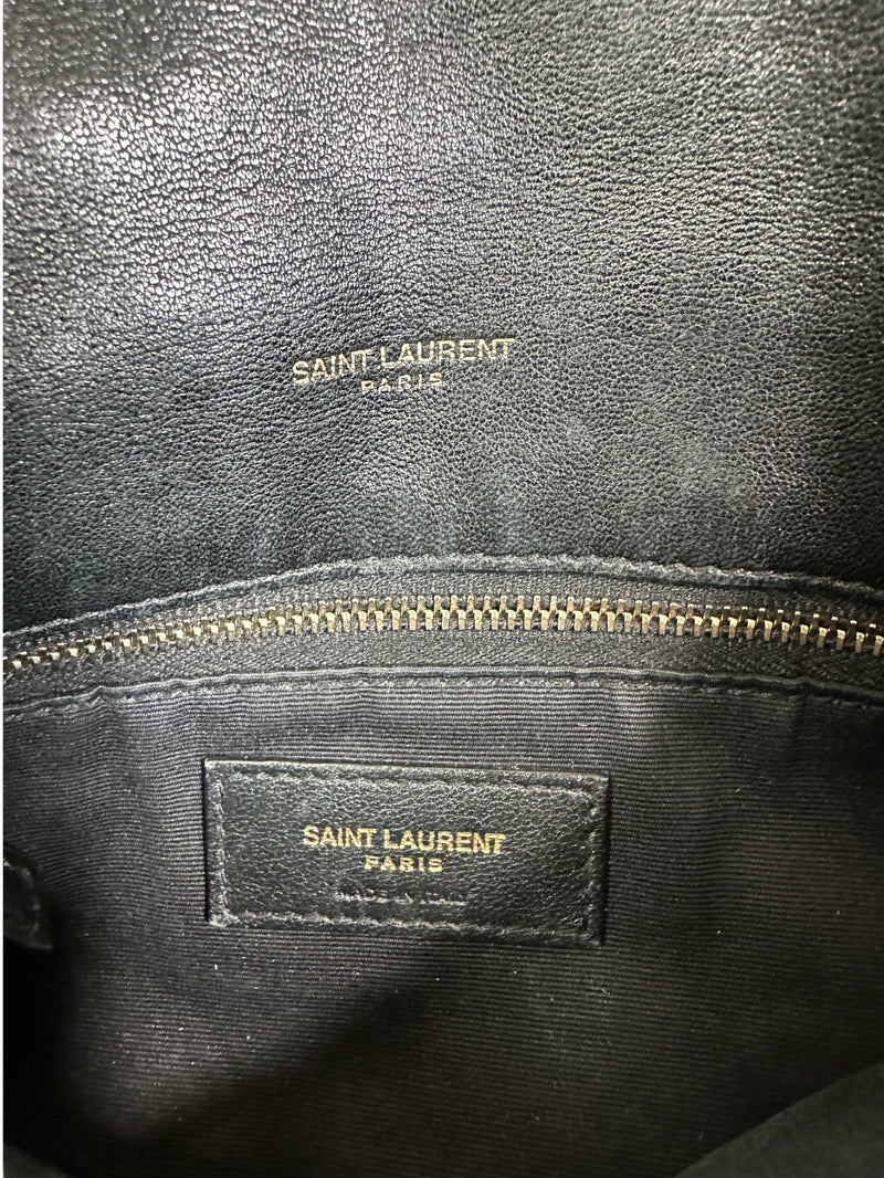 Yves Saint Laurent borsa Lou Lou in pelle.
